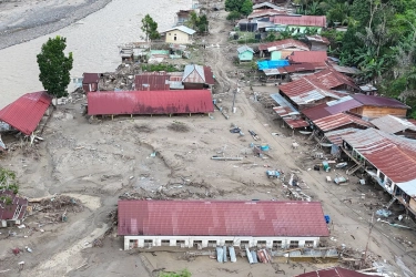 Siswa Terdampak Bencana Sumatera Ditargetkan Kembali Sekolah pada Awal Januari 2026