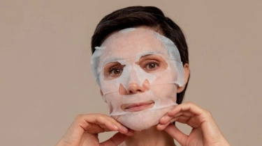 5 Rekomendasi Sheet Mask Kolagen untuk Samarkan Penuaan Usia 40 Tahun