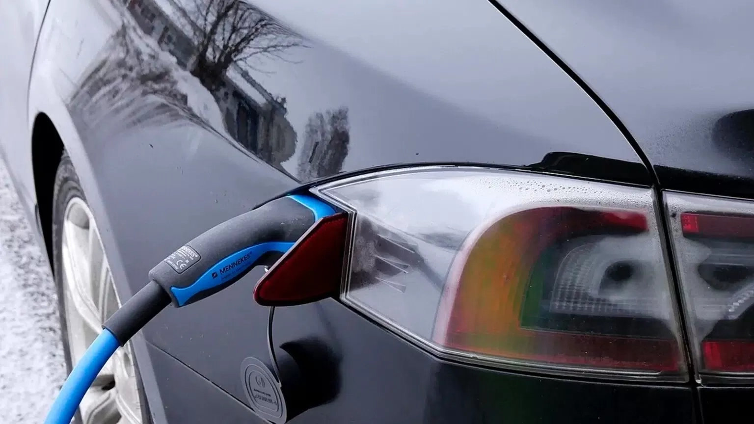 Baterai Solid-State Jadi Medan Persaingan Global, Toyota Siapkan Mobil Listrik 1.200 Kilometer dan Pengisian 10 Menit