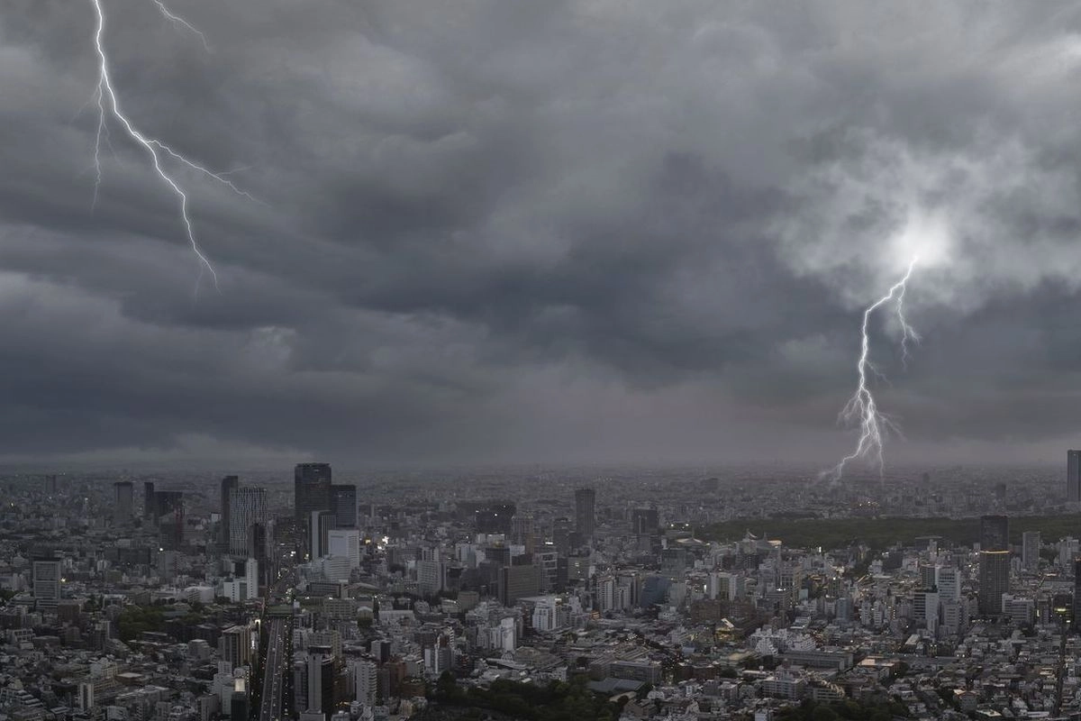 Anggota DPR Minta Semua Pihak Waspada Potensi Cuaca Ekstrem pada Akhir Tahun