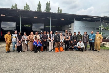 Kemenko PM Pulangkan 27 Warga Jateng-Banten Terdampak Bencana di Aceh