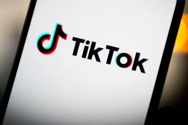 Tiktoker Live di TikTok Sambil Nyetir, Berujung Tragis