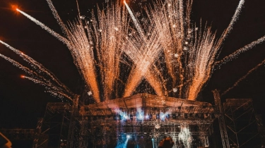 40 Ucapan Selamat Tahun Baru yang Menyentuh, Penuh Makna, dan Inspiratif untuk Status Media Sosial