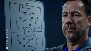 Jean-Paul van Gastel Bangga Mentalitas Pemain PSIM Yogyakarta Saat Menghadapi Pertahanan Kokoh PSBS