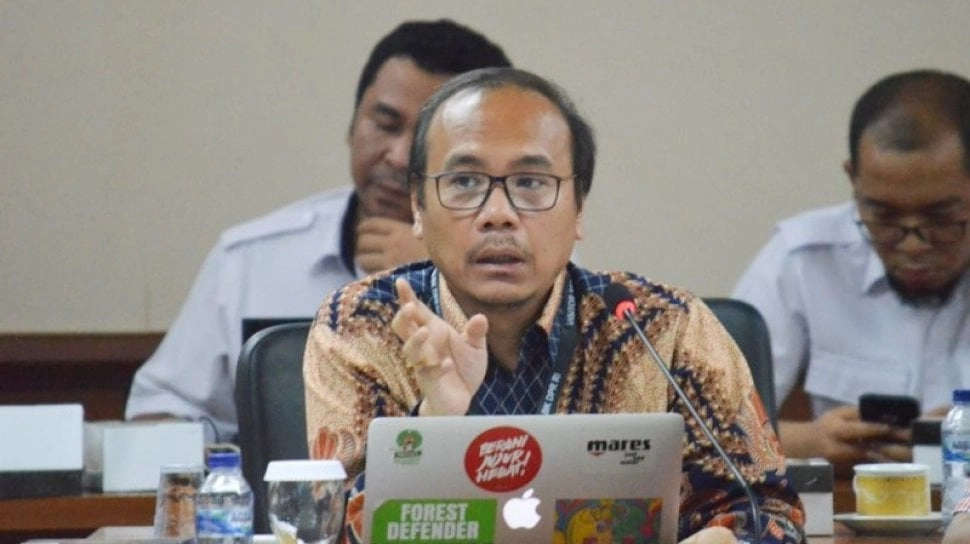 Manajer Kampanye Iklim Greenpeace Indonesia Diteror Bangkai Ayam: Upaya Pembungkaman Kritik