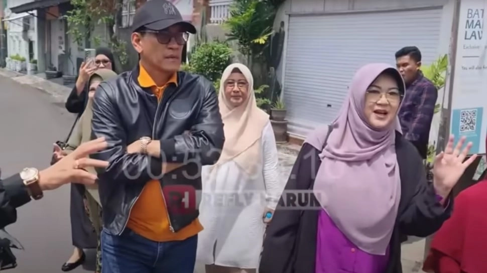 Refly Harun Bedah Tulisan 'Somebody Please Help Him' dr. Tifa Soal Sosok Misterius, Sindir Siapa?