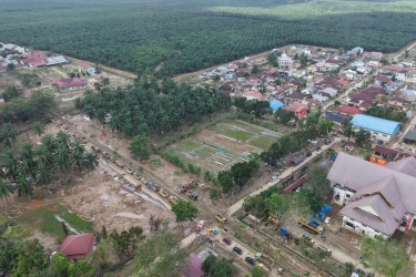 Luka di Aceh Pascabencana: Desa Hilang, Pemda Lumpuh, Warga Menanti Negara Hadir