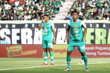 Menutup Tahun 2025, Koko Ari Bangkit dari Cedera Panjang bersama Persebaya