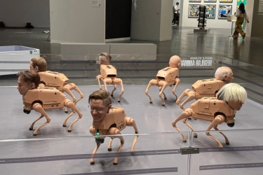 Robot Elon Musk dan Zuckerberg Laris Terjual, Harganya Miliaran