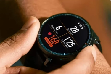 Smartwatch Amazfit Active Max Resmi, Layar Terang Baterai Tahan 25 Hari
