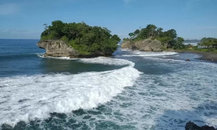 9 Pantai di Pangandaran Cocok untuk Liburan Awal Tahun 2026, Indah dan Ramah Keluarga