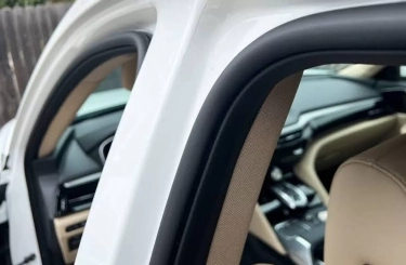 Engsel Pintu Mobil Mulai Berkarat? Jangan Panik, Ini 5 Cara Ampuh Mengatasinya di Rumah