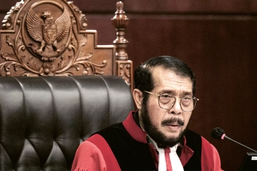 MKMK Beri Peringatan Anwar Usman Karena Banyak Tidak Hadir dalam Persidangan dan RPH