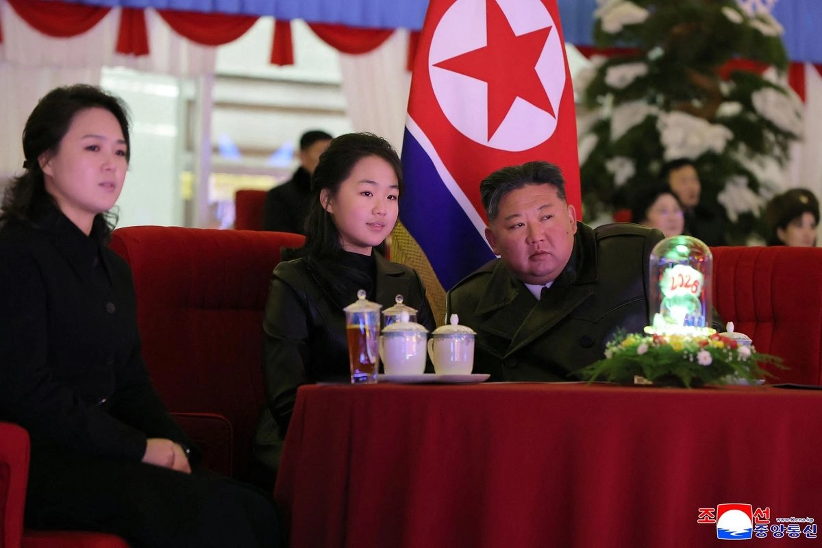 Anak Gadis Tempati Posisi Kim Jong Un Saat ''Sowan'' ke Pemimpin Abadi
