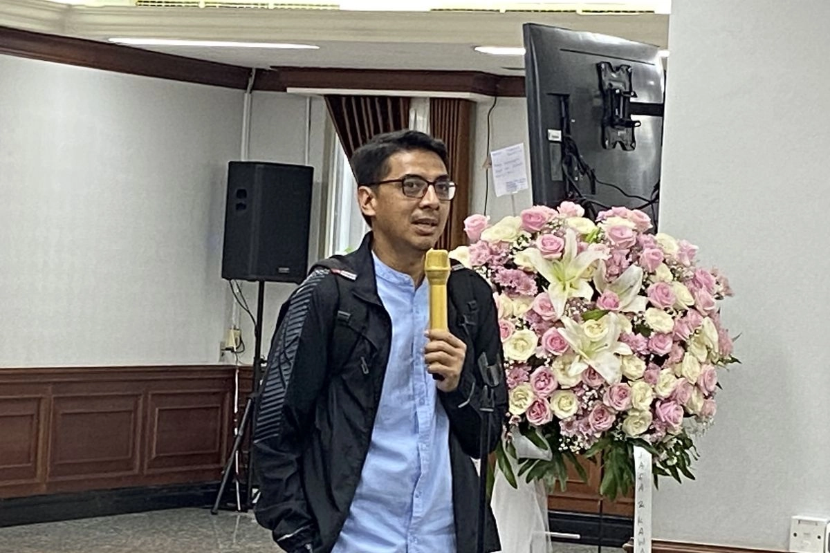 Guru Besar UGM Zainal Arifin Mocthar Dapat Teror Telepon Ancaman Penangkapan