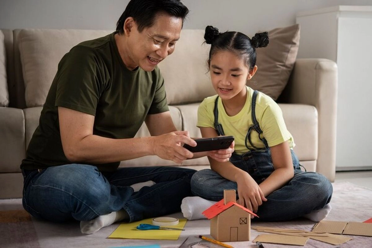 Jangan Terburu-buru, Lakukan Ini Sebelum Anak Memiliki Ponsel dan Media Sosial