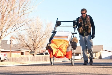 Kisah Karl Bushby, 27 Tahun Jalan Kaki Temukan Makna Kebahagiaan