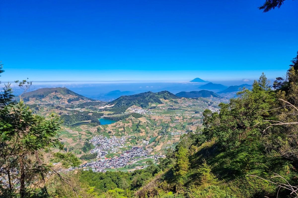 Pendakian Gunung Prau Ditutup Mulai 19 Januari 2026 hingga Maret 2026