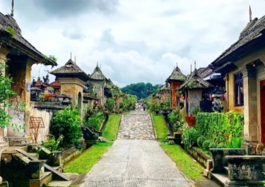 Jangan Cuma ke Pantai, 3 Destinasi di Bali Ini Juga Bikin Liburanmu Berkesan