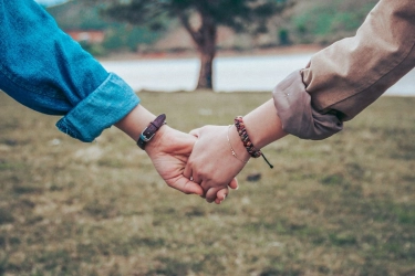 4 Shio Ini Diprediksi Berbahagia dalam Cinta di 2026, Ada Shio Macan