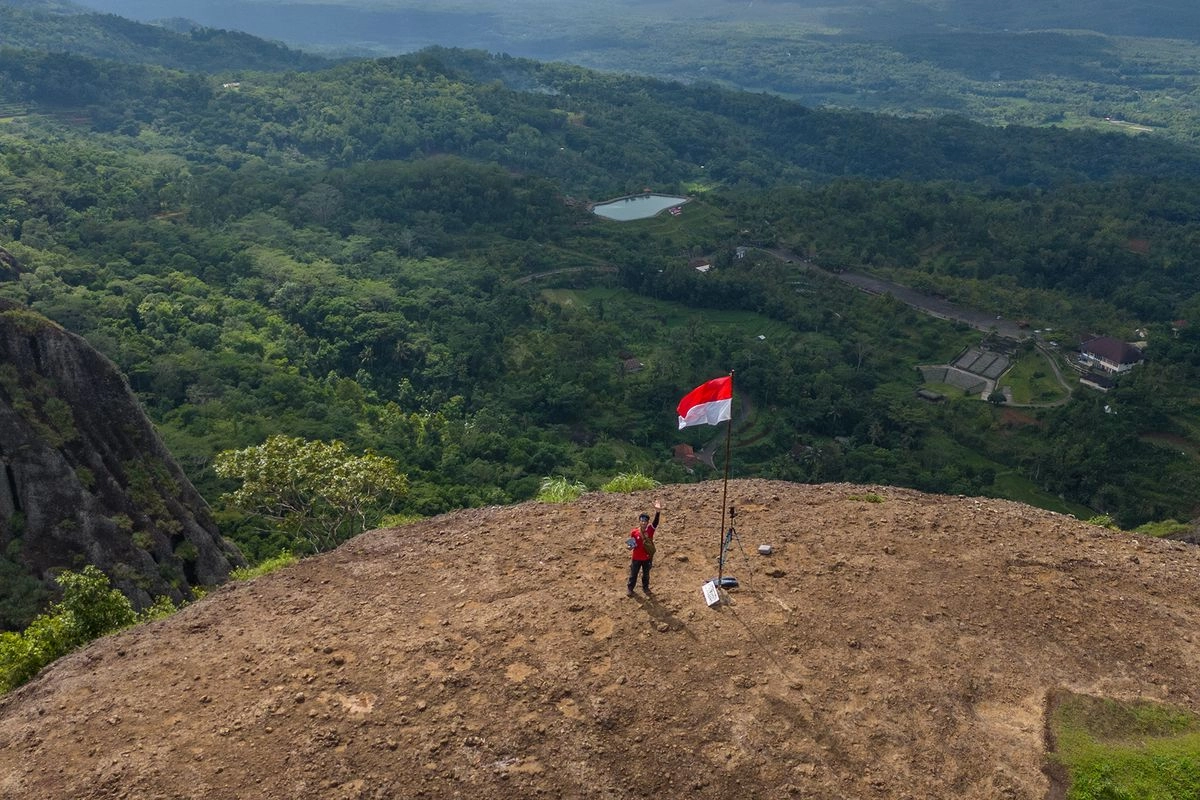 Mau Mendaki di Yogya? Ini Harga Tiket dan Jam Buka Gunung Api Purba Nglanggeran 2026
