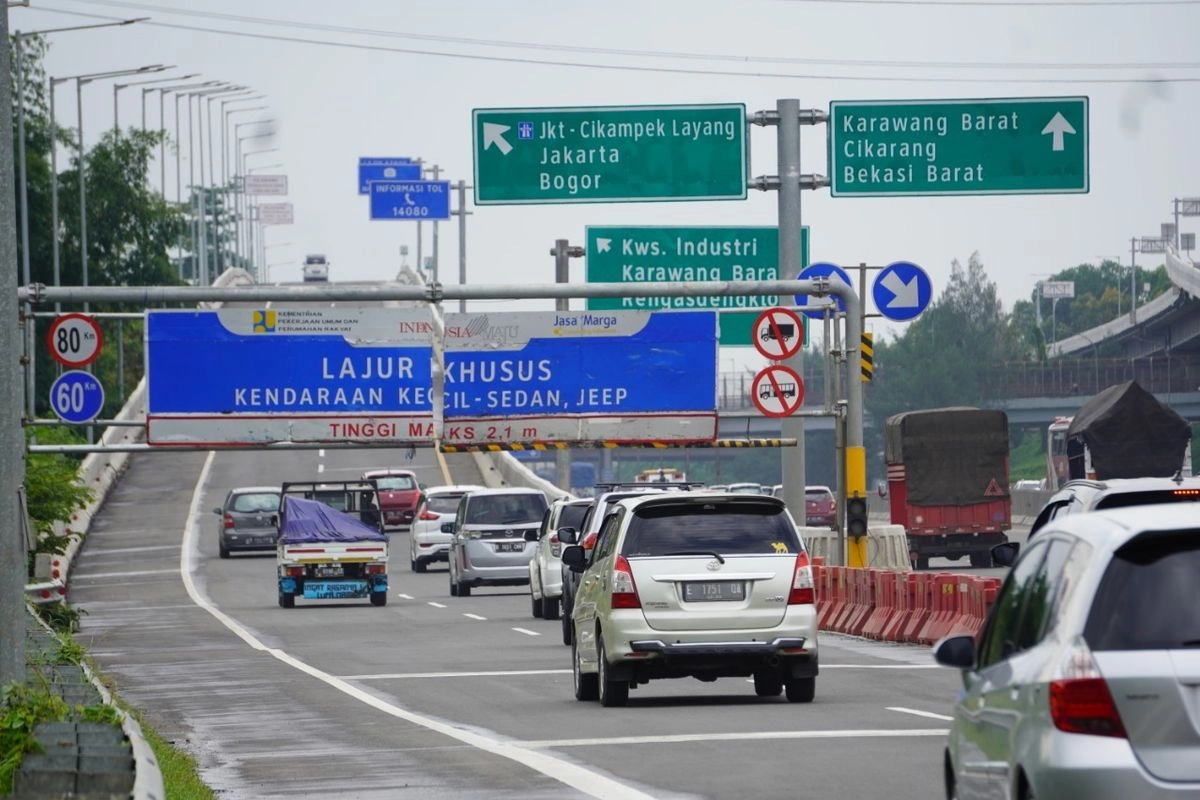 Puncak Arus Balik Nataru, Pengamat Ingatkan 912 Titik Tak Ada Pintu Rel
