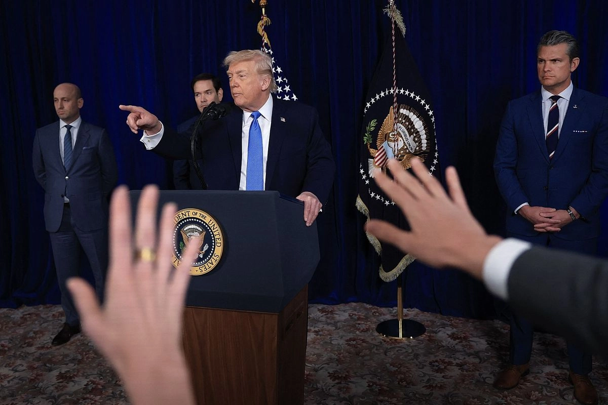 Dari Iran sampai Venezuela, Kenapa Trump Suka Cawe-cawe Negara Lain?