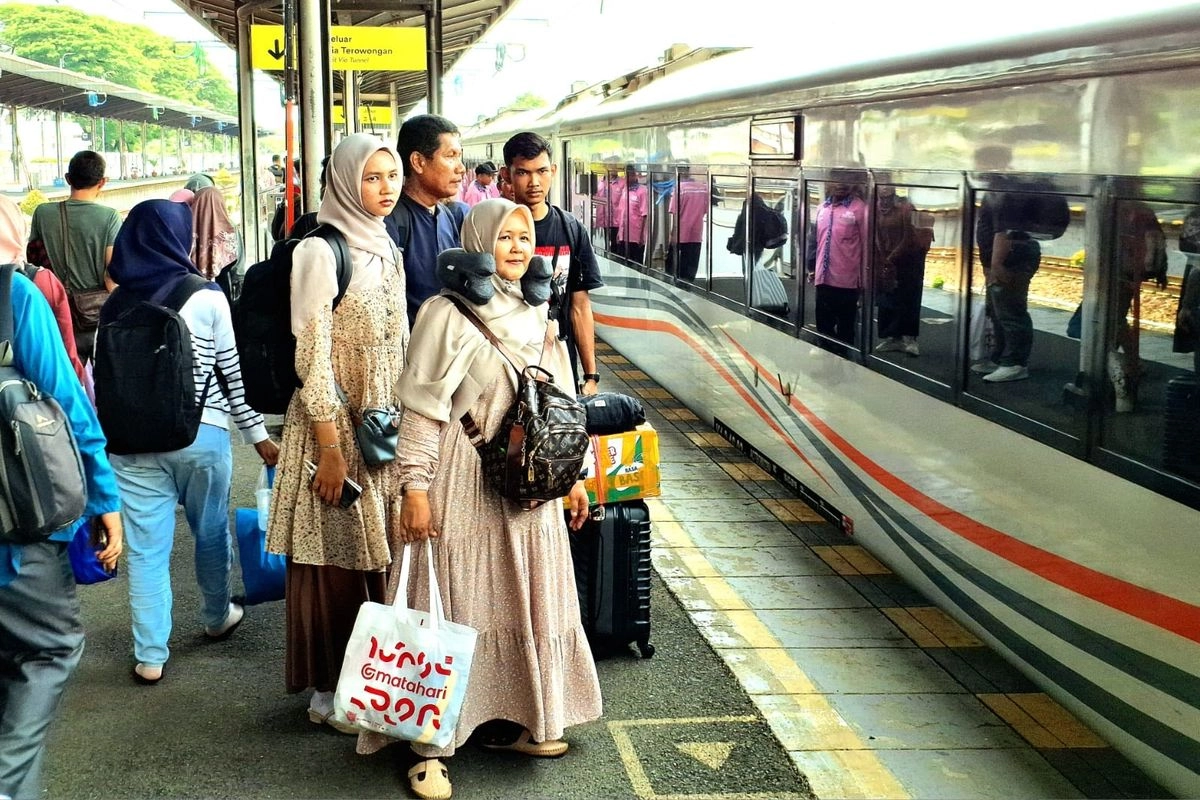 Simpul Emas Pulau Jawa, Cirebon Jadi Motor Penggerak WIsata dan Ekonomi di Libur Nataru 2025/2026