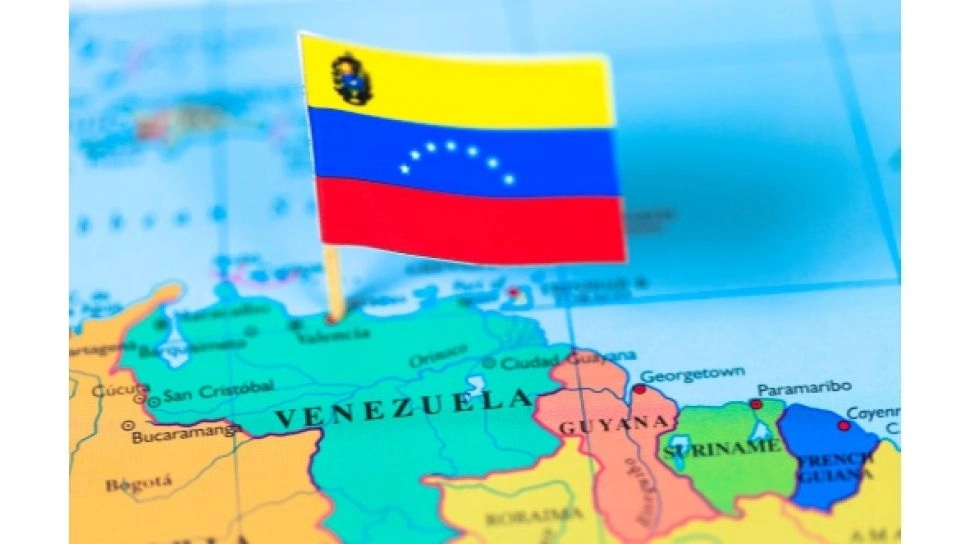 Venezuela Menolak Takluk, Sebut Serangan AS Sebagai Perang Kolonial