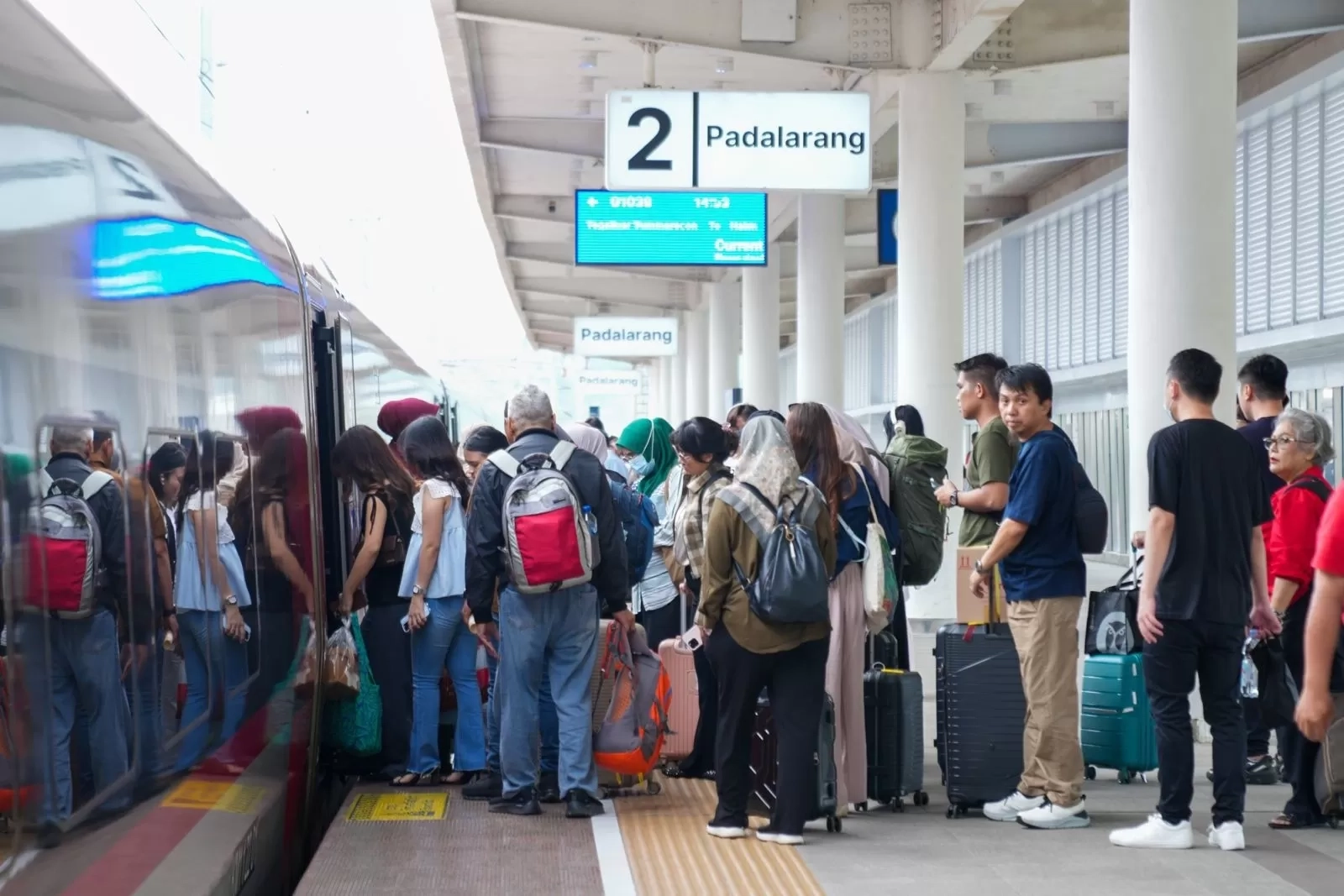 KCIC Layani 362 Ribu Penumpang Whoosh Selama Libur Nataru