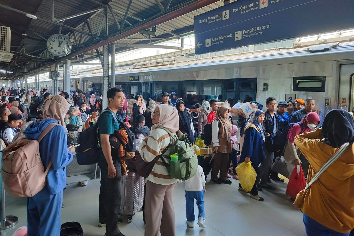 Arus Balik Nataru Terkonsentrasi dari Trans Jawa dan Bandung