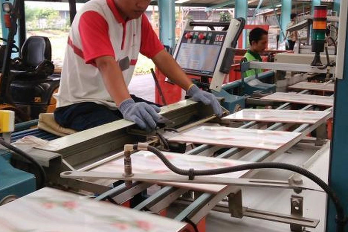 Industri Keramik RI Bangkit, Utilisasi Pabrik Tembus 73 Persen