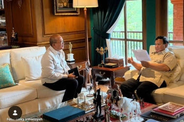 Prabowo Terima CEO Danantara di Hambalang, Bahas Proyek Hilirisasi Rp 100 T