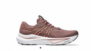 5 Sepatu Asics Ori Diskon di Foot Locker, Ekstra Hemat Mulai Rp450 Ribu