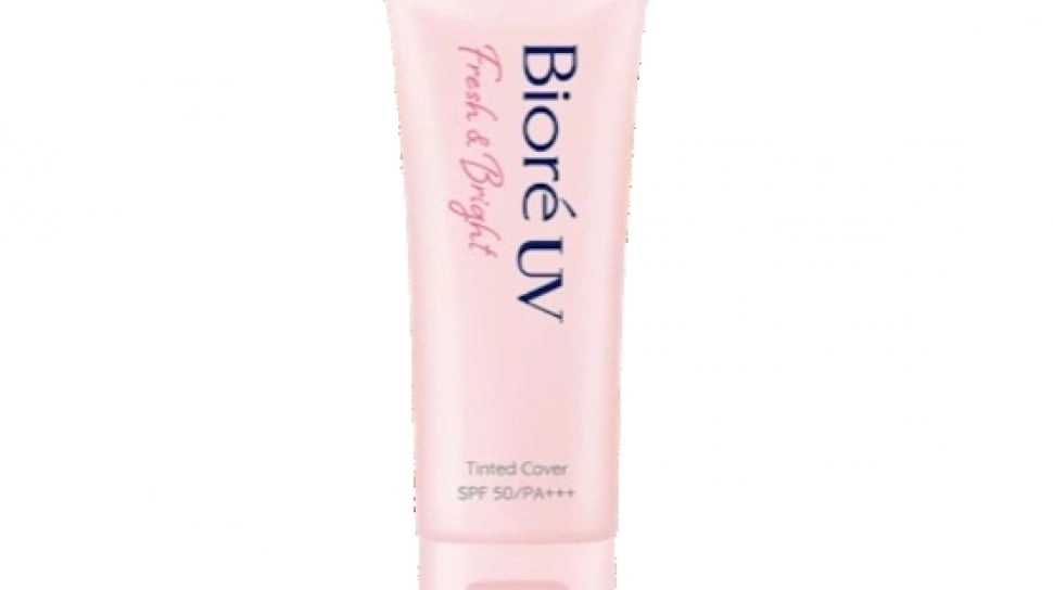 5 Sunscreen Mengandung Niacinamide untuk Wajah Cerah Sepanjang Tahun 2026