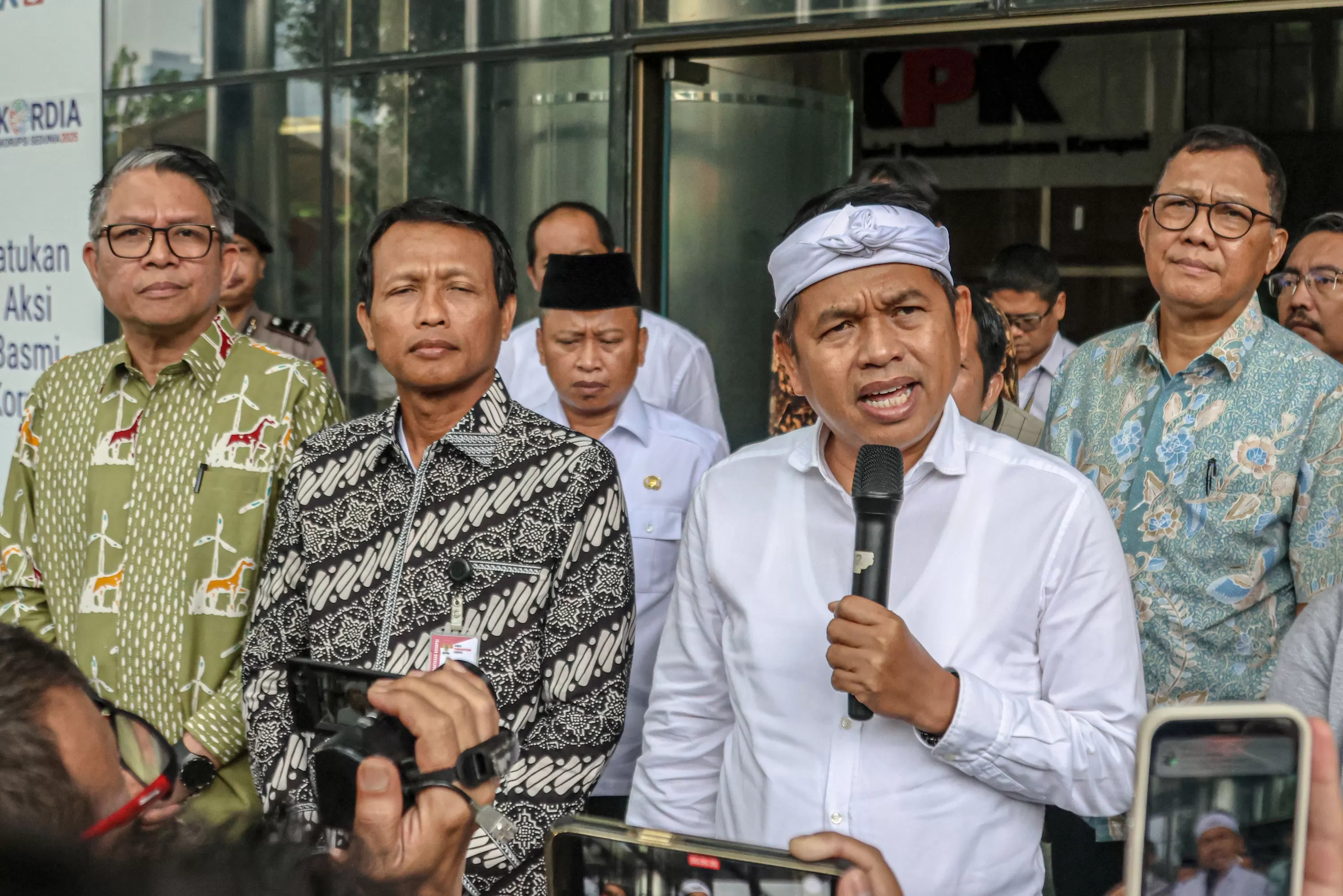 KDM Curhat Tahun 2026 Menantang, Netizen: Parung Panjang Merasakan Hasil Kerja Keras Bapak