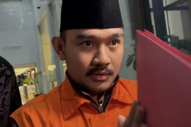 Bupati Bekasi Ade Kuswara Bungkam soal Dugaan Aliran Uang ke Kajari Bekasi