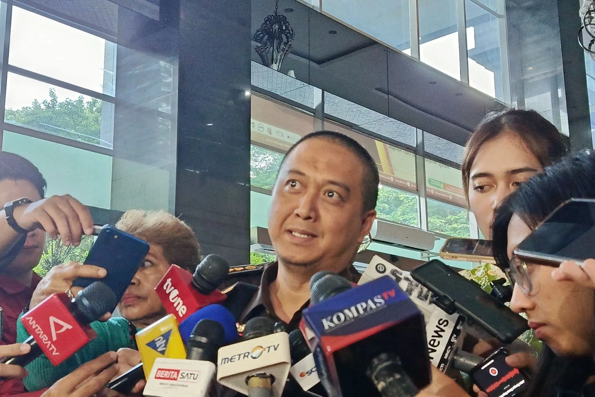 Jaksa Larang Nadiem Layani Wawancara: Capek Habis Operasi