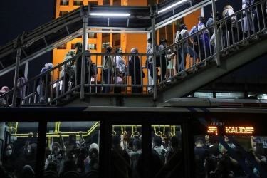 Ketika Bahagia Tak Selalu Sejahtera