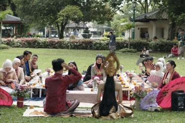 Orang Jawa Kuno Enggan Meniru Busana Bangsawan, Ini Kata Dosen Pendidikan Bahasa Jawa