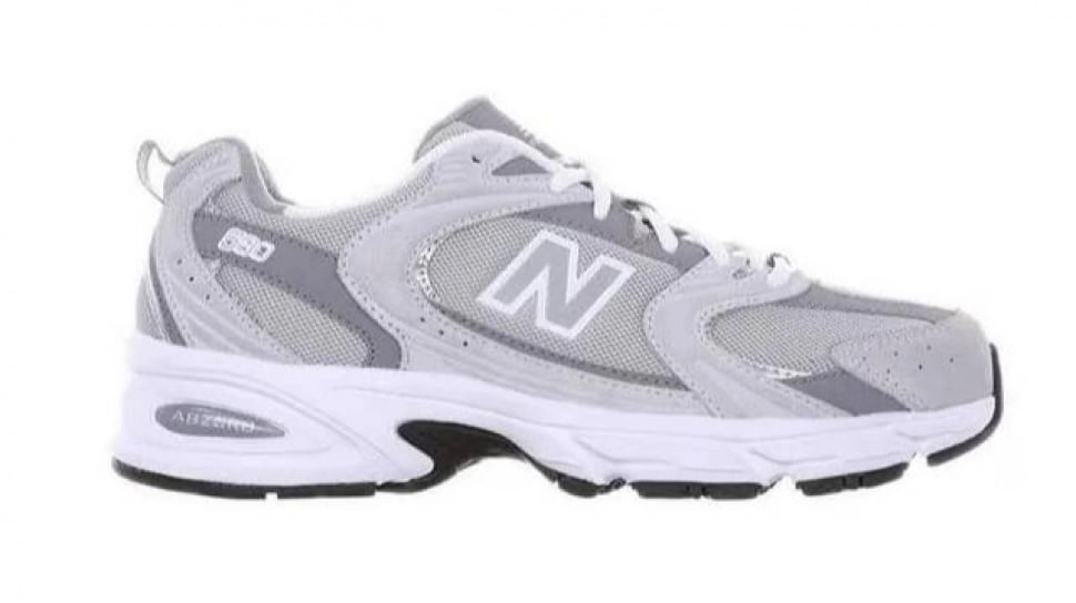 Apakah Sepatu New Balance 530 Bisa untuk Lari? Cek 3 Rekomendasi Khusus