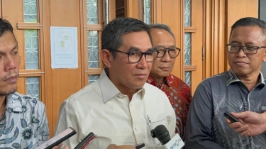 Kerry Riza Tak Bisa Doorstop, Hamda Zoelva: Itu Hak Terdakwa yang Dilindungi