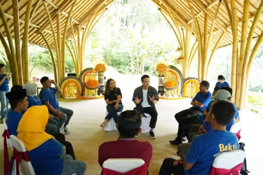 Bakti BCA bersama Nicholas Saputra Dampingi 10 Desa Wisata untuk Jadi Destinasi Wisata Berkelanjutan