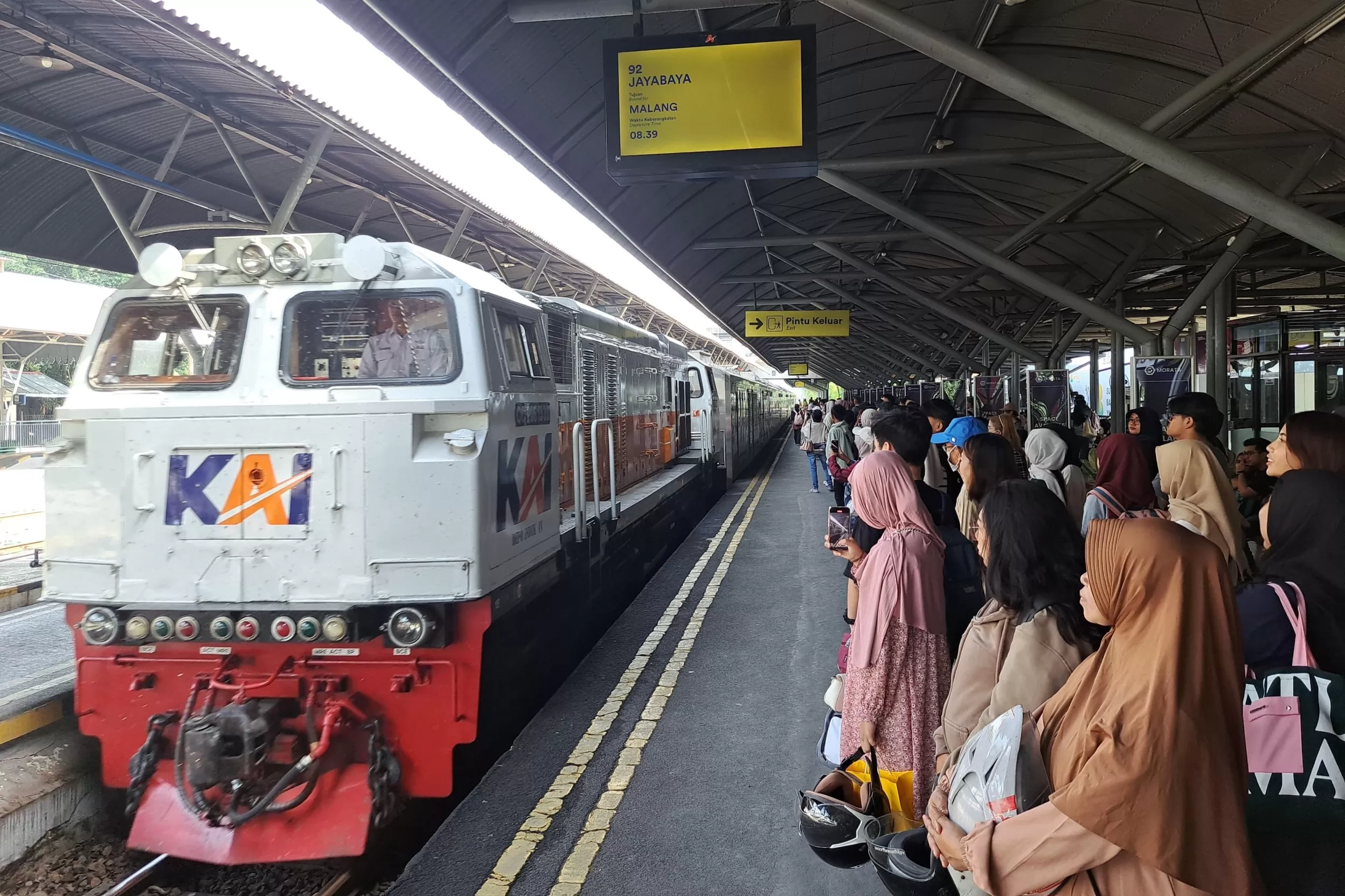 Mau Pulang dari Surabaya ke Jakarta Usai Libur Tahun Baru? Ini 6 Pilihan Transportasi yang Masih Tersedia