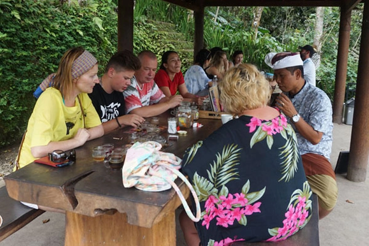 Investor Asal Rusia Mendominasi Pembangunan Apartemen di Bali