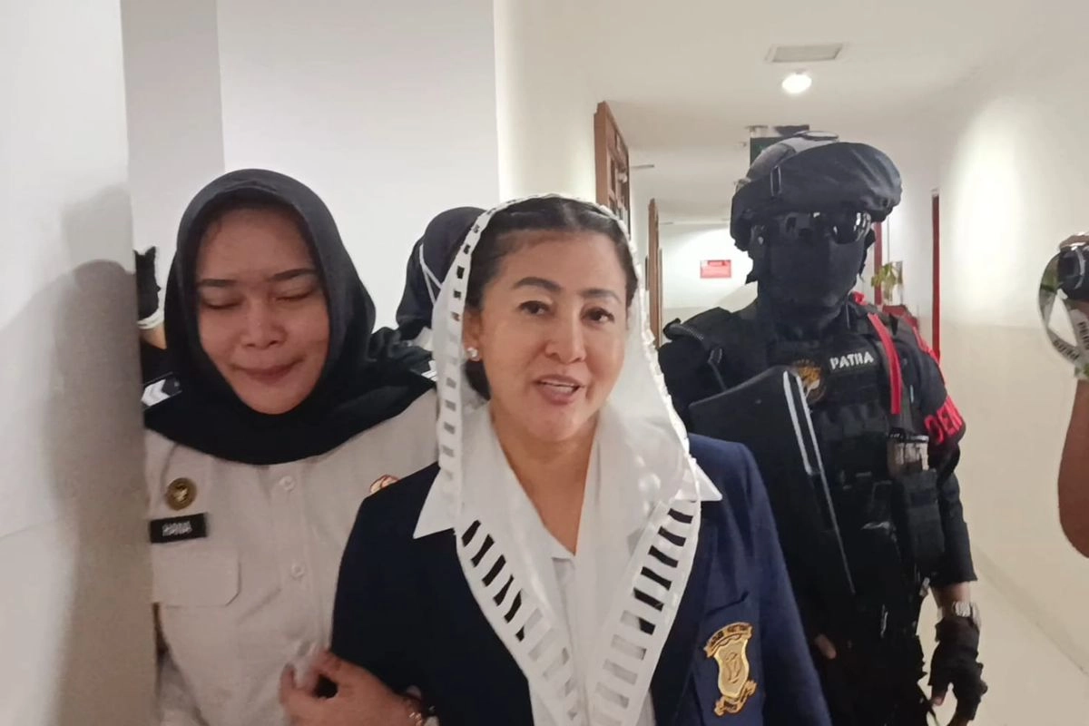PN Jakpus: Pengawalan Brimob ke Hasnaeni Ada di Luar Ruang Sidang