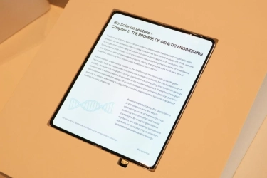 Samsung Pamer Layar Lipat Tanpa Bekas, Bakal Dipakai iPhone Lipat?