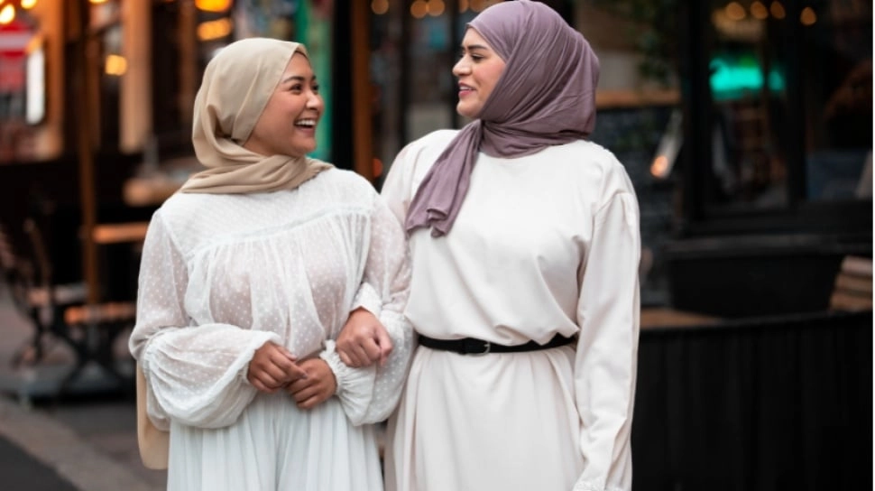 5 Rekomendasi Bahan Baju Lebaran yang Tidak Gerah, Nyaman Dipakai Seharian