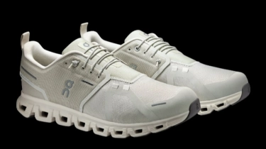 5 Sepatu On Cloud untuk Umroh, Nyaman Buat Jalan 25 Ribu Langkah per Hari