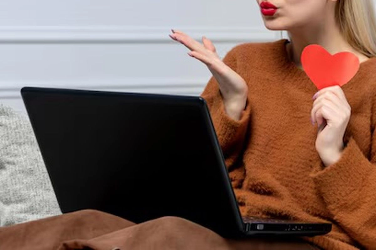 Love Scam Bikin Rugi Rp 49,19 Miliar, OJK Ingatkan Risiko Emosi